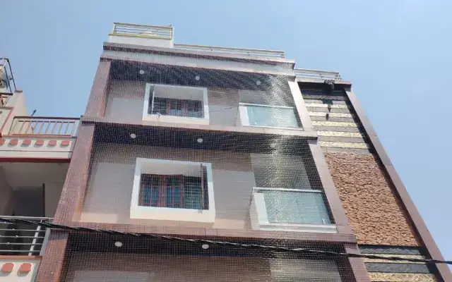 Building Covering Safety Net installation service by EverSafe Safety Nets