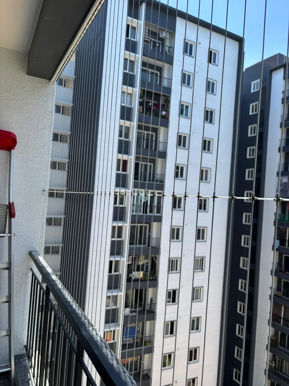 EverSafe Safety Nets installation team at work